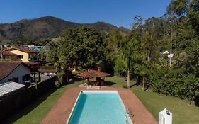 Casa di Maria. Conexão com a natureza em Lumiar.